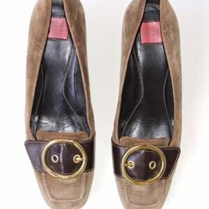 Coach 7B Margaret Taupe Suede Logo Buckle Shoes